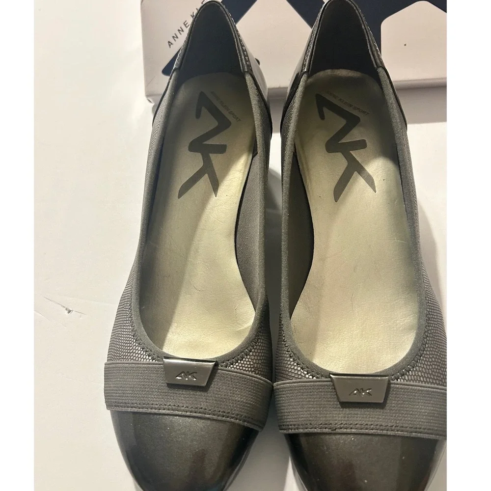 Anne Klein Sport Akbirta Pewter Metallic Wedge Pumps Shoes 8.5M 25020445-BG0